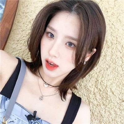 艳阳春色